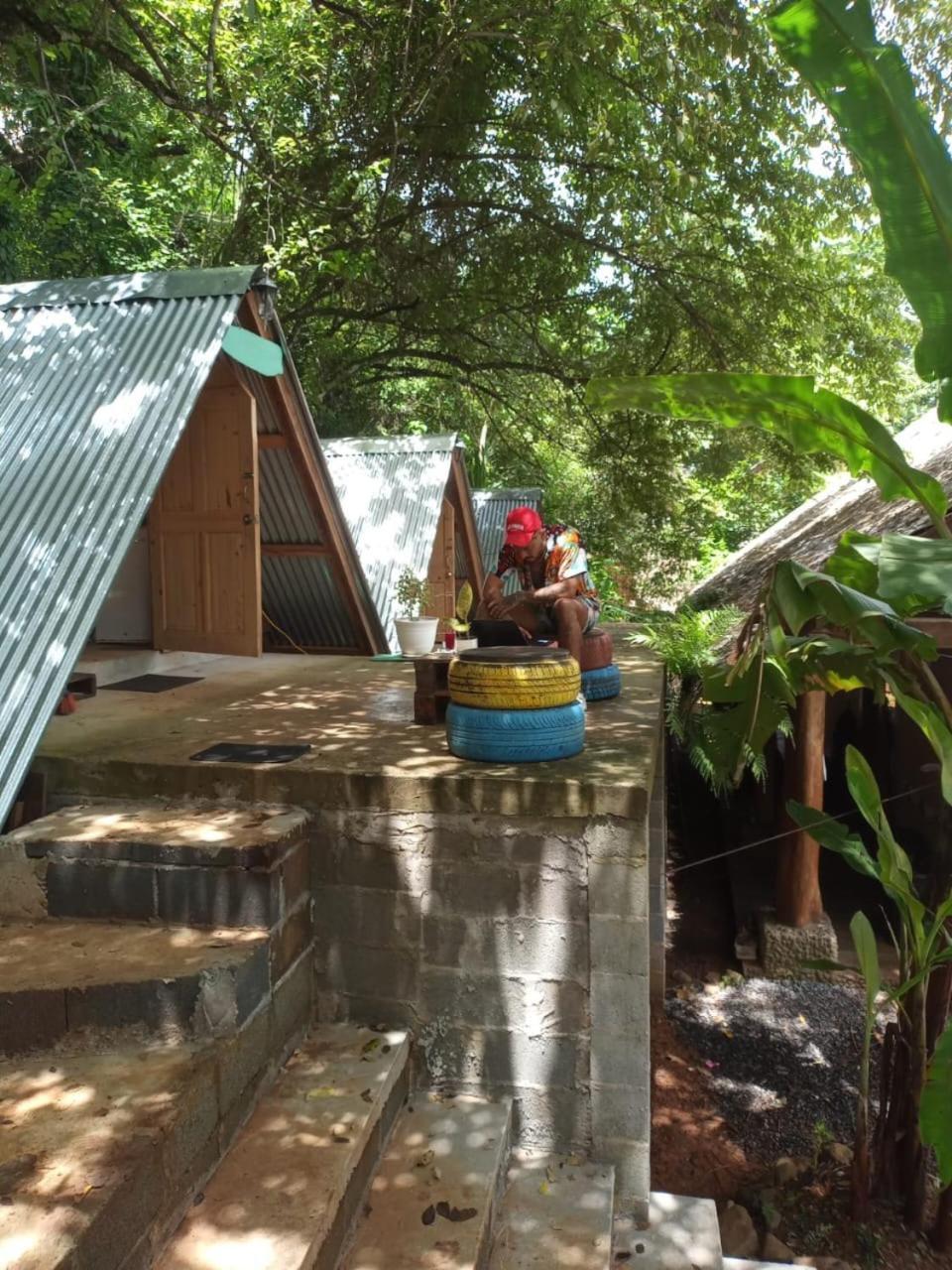 Urbanos Jungle Hostel Santa Catalina Luaran gambar